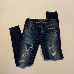 american eagle distressed jeggings